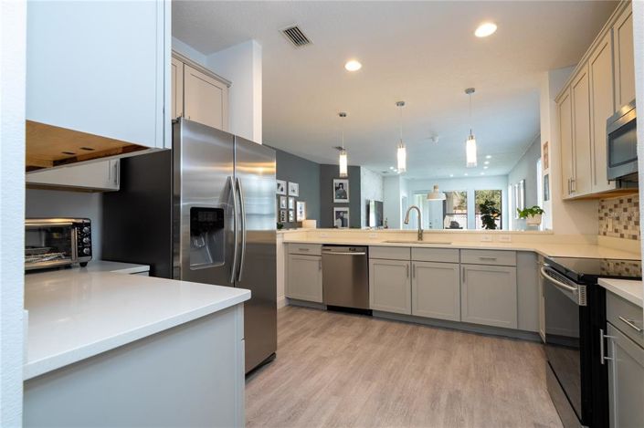 Image No.13-3 Bed House for sale