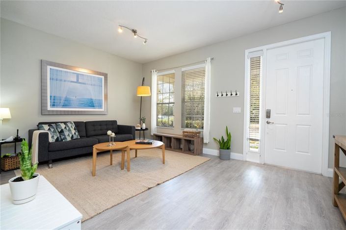 Image No.16-3 Bed House for sale