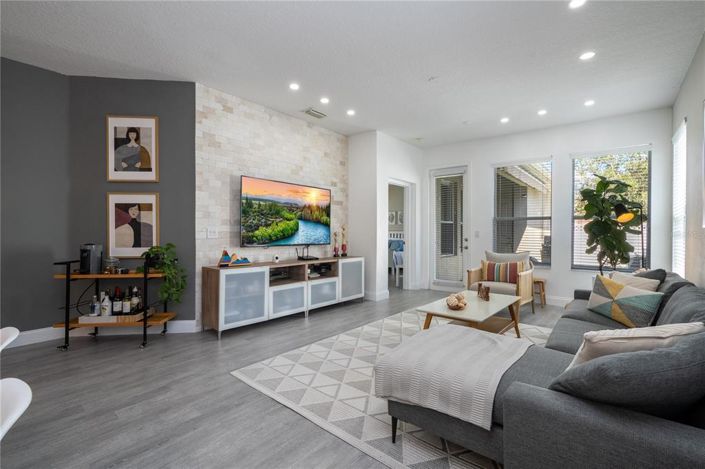 Image No.2-3 Bed House for sale