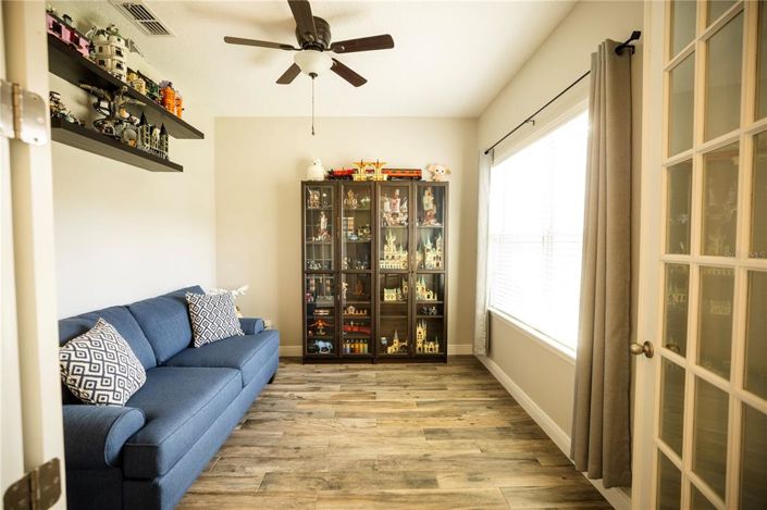 Image No.17-3 Bed House for sale