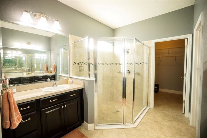 Image No.39-3 Bed House for sale