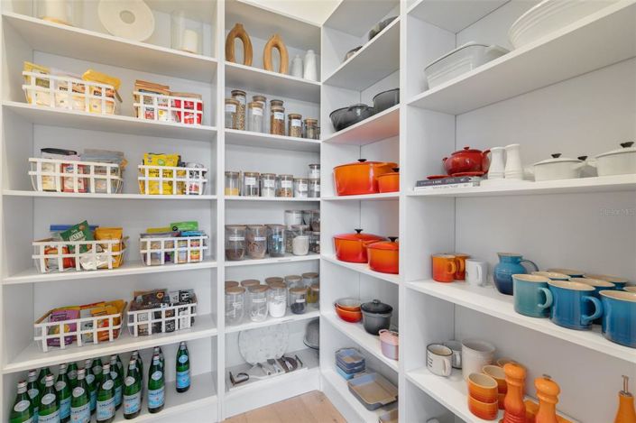 Image No.10-5 Bed House for sale