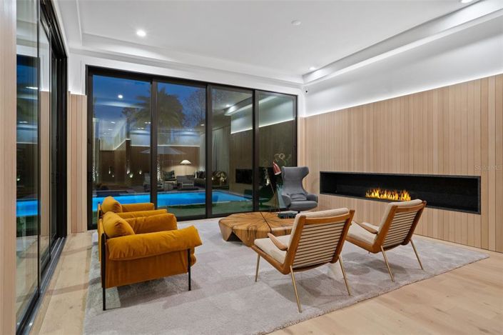 Image No.20-5 Bed House for sale