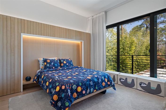 Image No.43-5 Bed House for sale