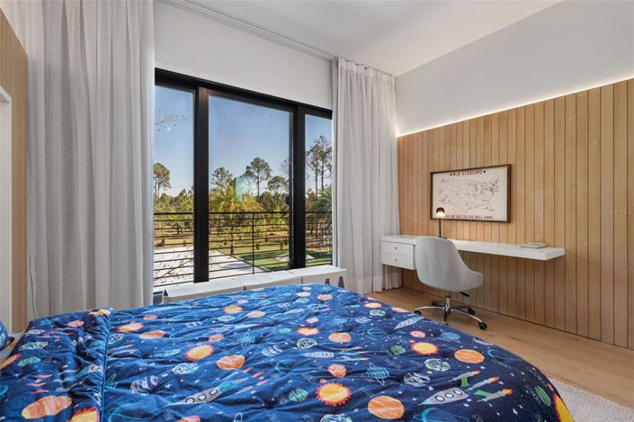 Image No.44-5 Bed House for sale