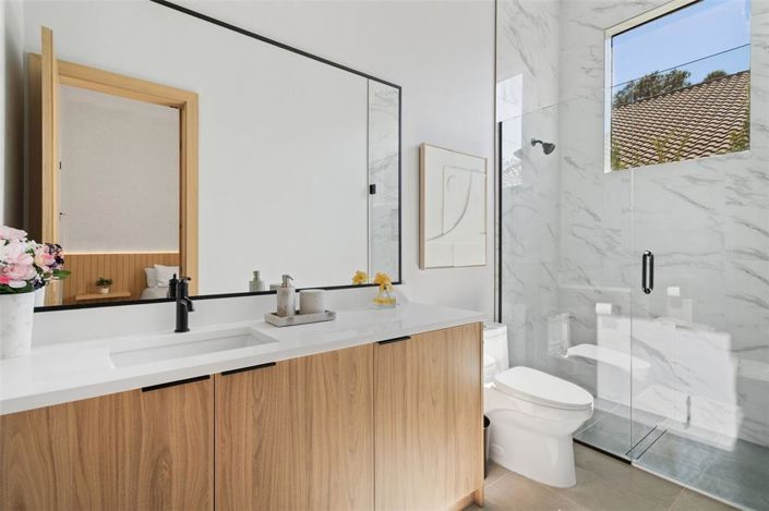 Image No.49-5 Bed House for sale