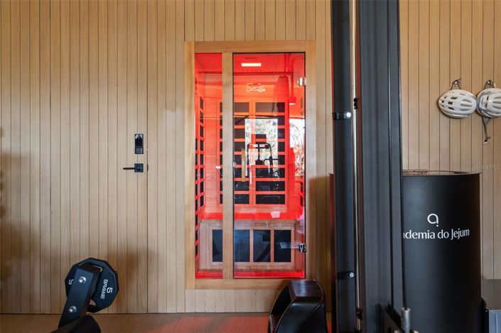 Image No.51-5 Bed House for sale