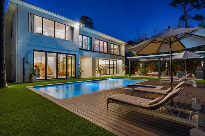 Image No.60-5 Bed House for sale