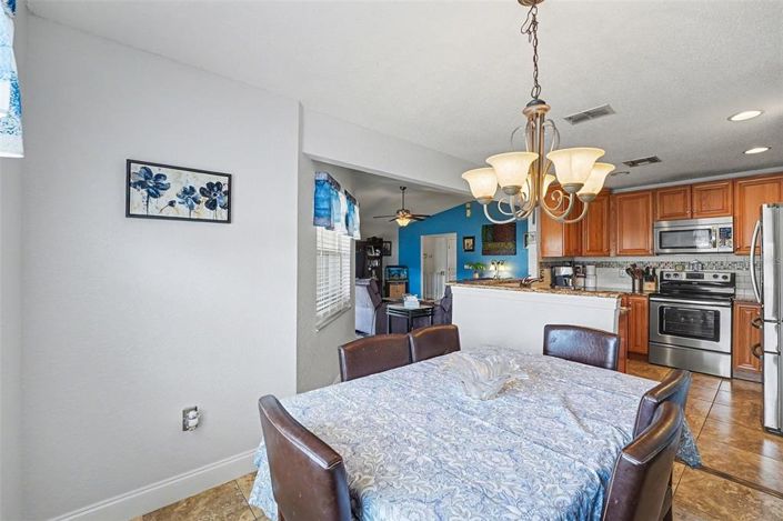 Image No.8-Maison de 4 chambres à vendre à Saint John