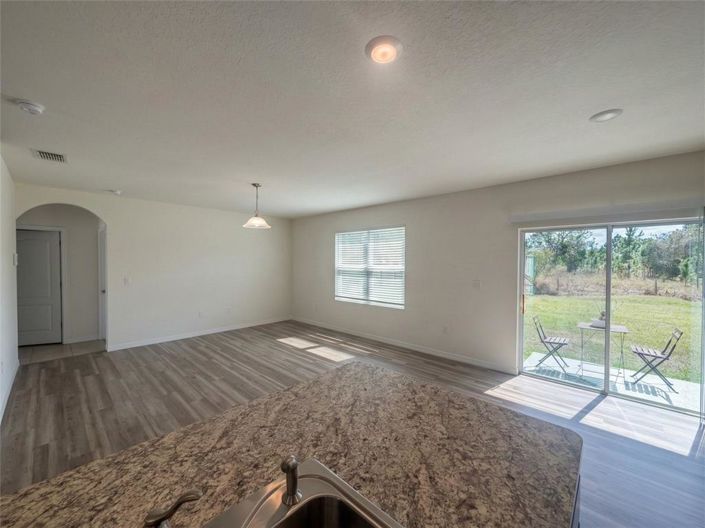 Image No.5-Maison de 5 chambres à vendre à Saint John