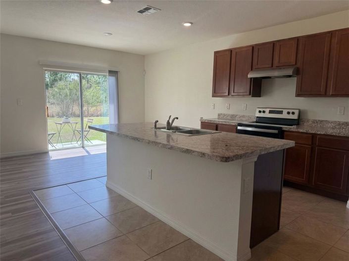 Image No.6-Maison de 5 chambres à vendre à Saint John