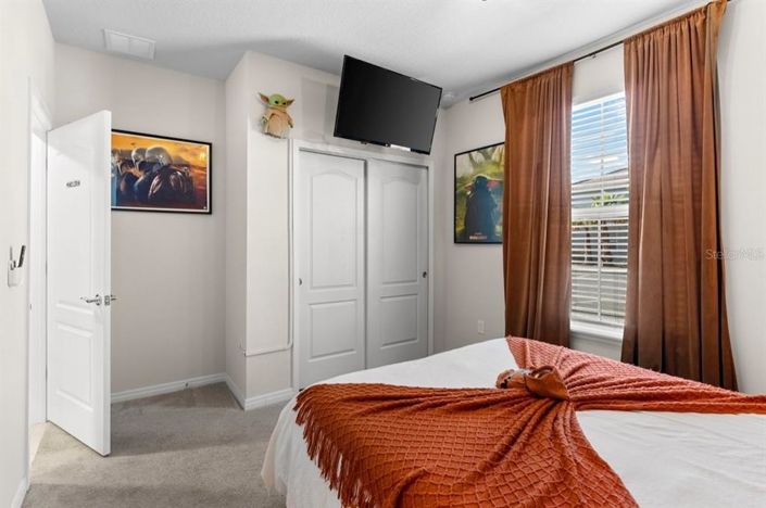 Image No.23-5 Bed Townhouse for sale