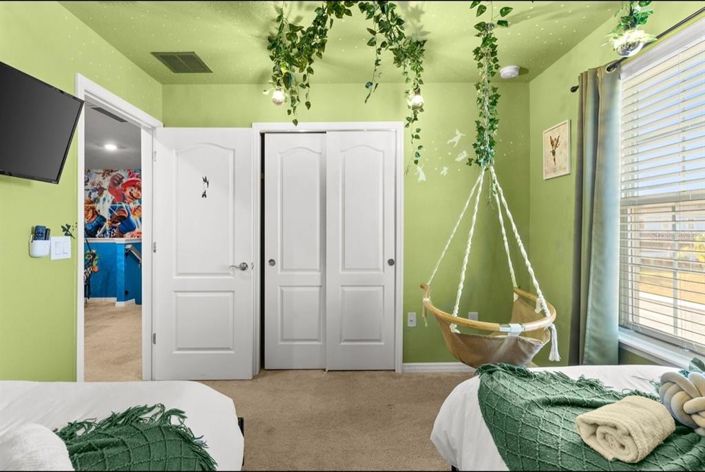 Image No.40-5 Bed Townhouse for sale