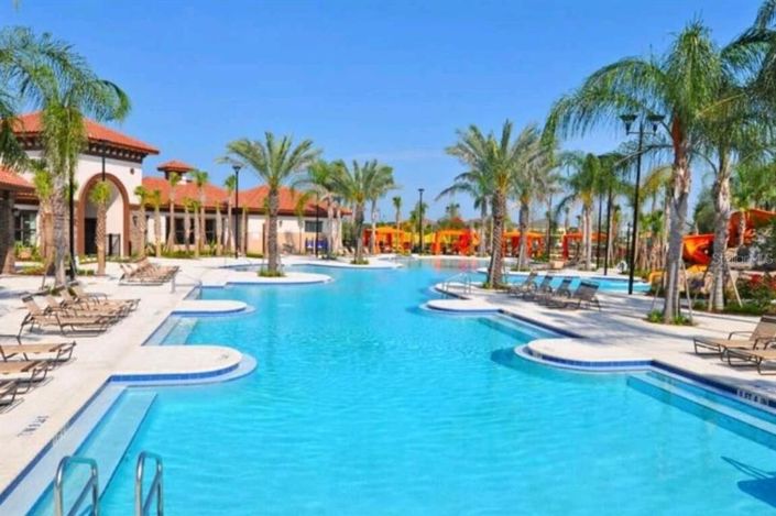 Image No.54-5 Bed Townhouse for sale