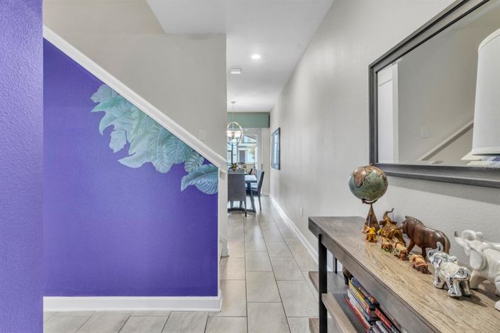 Image No.2-4 Bed Townhouse for sale