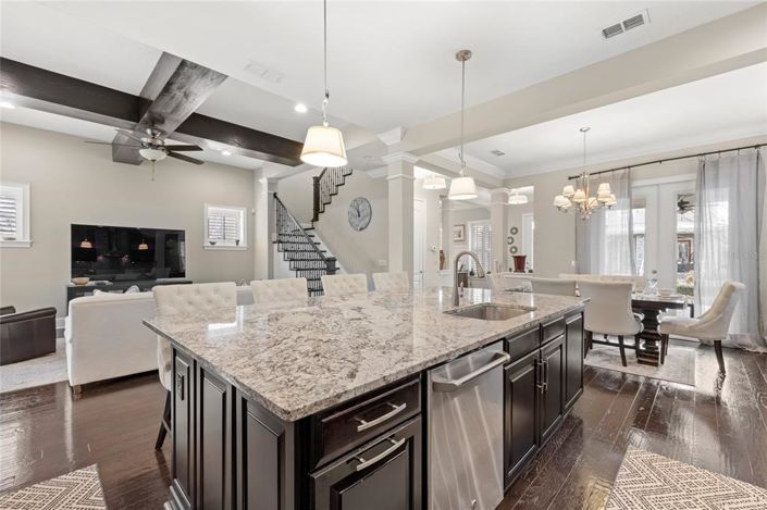 Image No.15-5 Bed House for sale