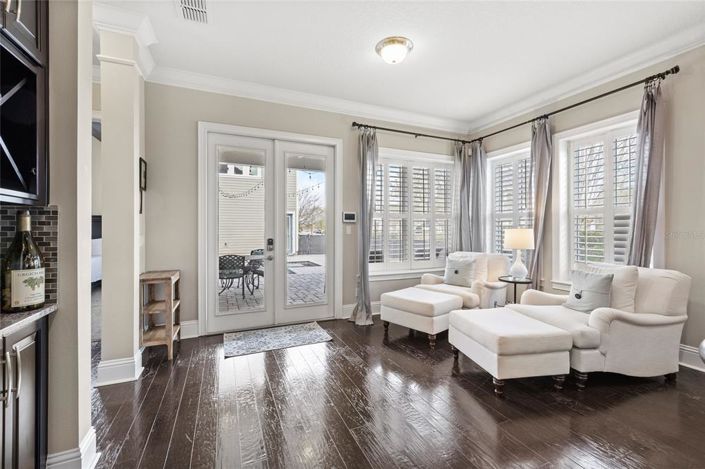 Image No.20-5 Bed House for sale