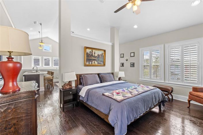 Image No.43-5 Bed House for sale