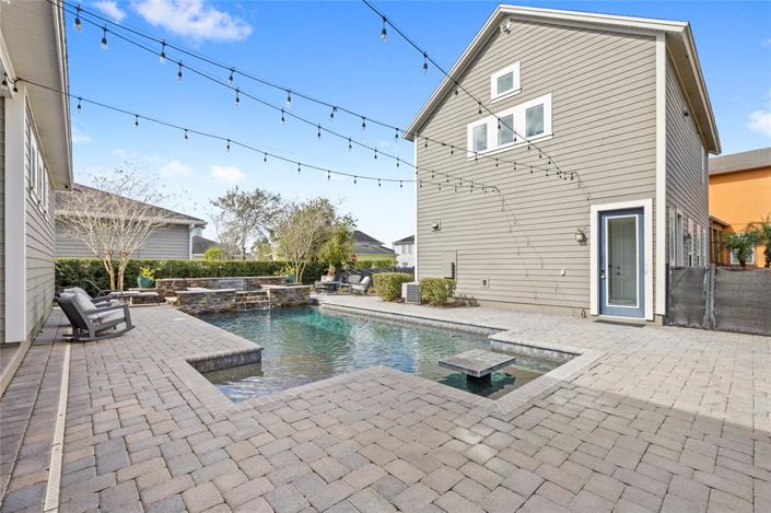 Image No.5-5 Bed House for sale