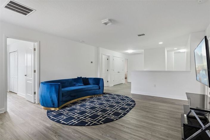 Image No.17-9 Bed House for sale