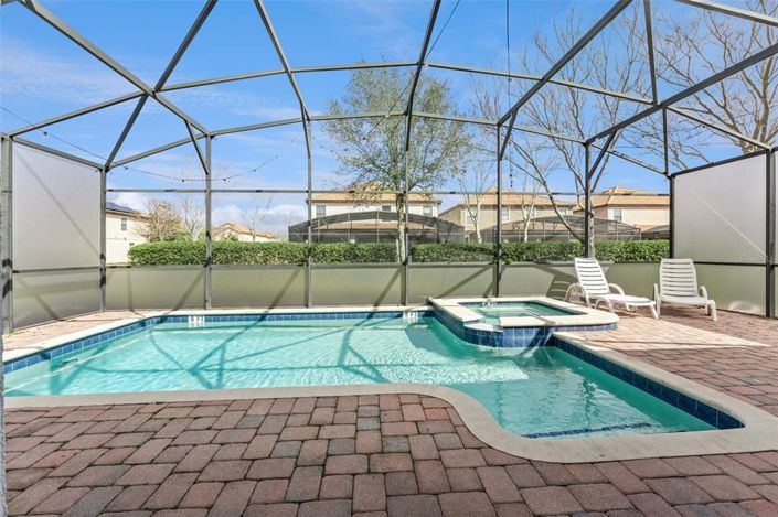 Image No.40-9 Bed House for sale