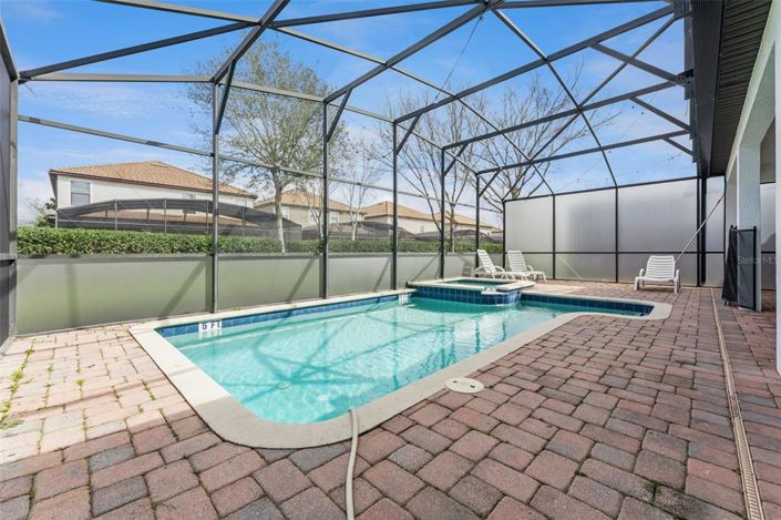 Image No.41-9 Bed House for sale