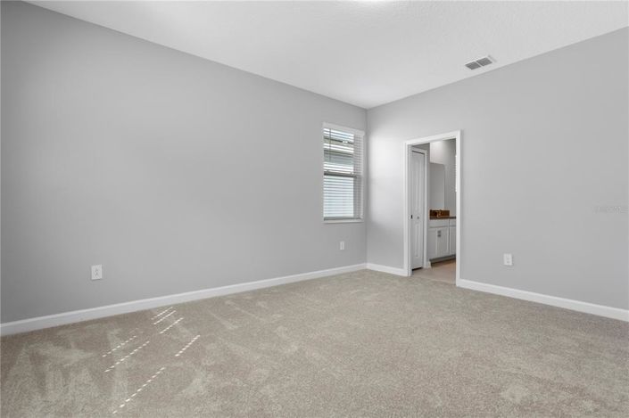 Image No.12-4 Bed House for sale