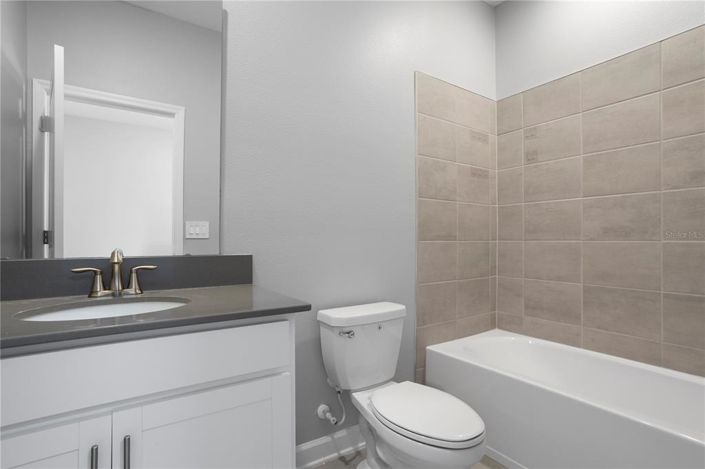 Image No.18-4 Bed House for sale