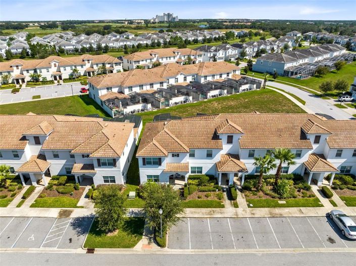 Image No.22-5 Bed Townhouse for sale