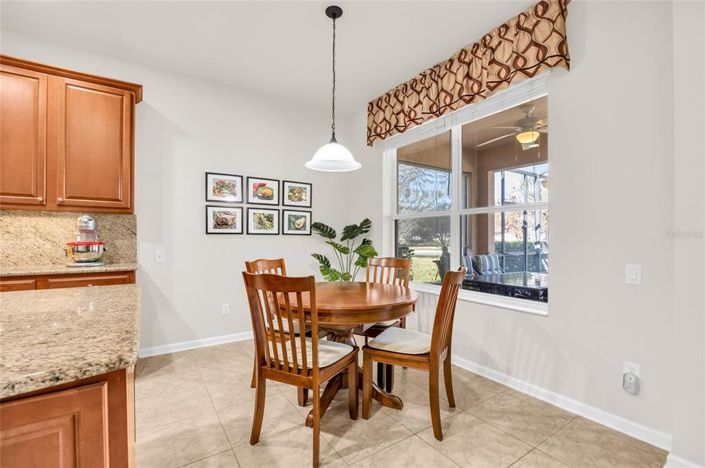 Image No.18-4 Bed House for sale