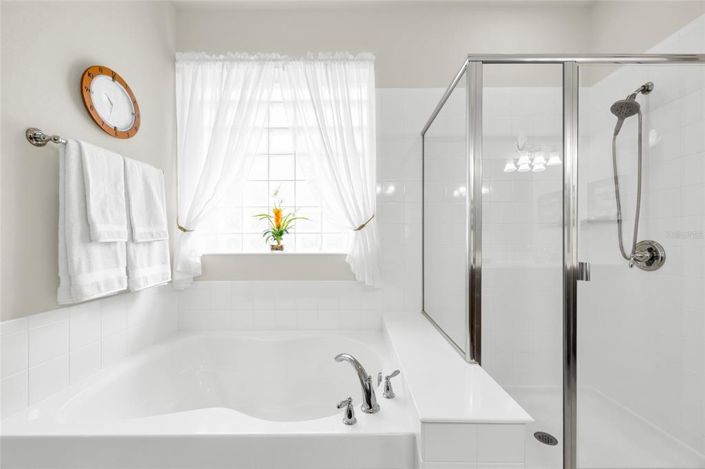 Image No.28-4 Bed House for sale