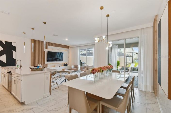 Image No.19-4 Bed Townhouse for sale