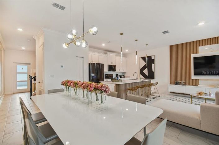 Image No.20-4 Bed Townhouse for sale