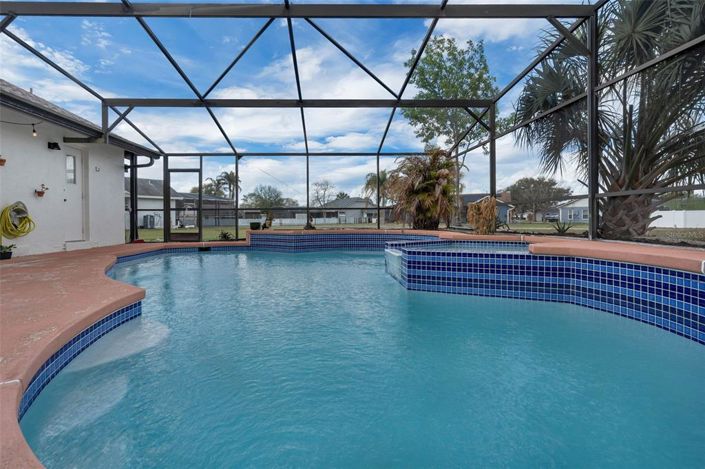 Image No.28-3 Bed House for sale