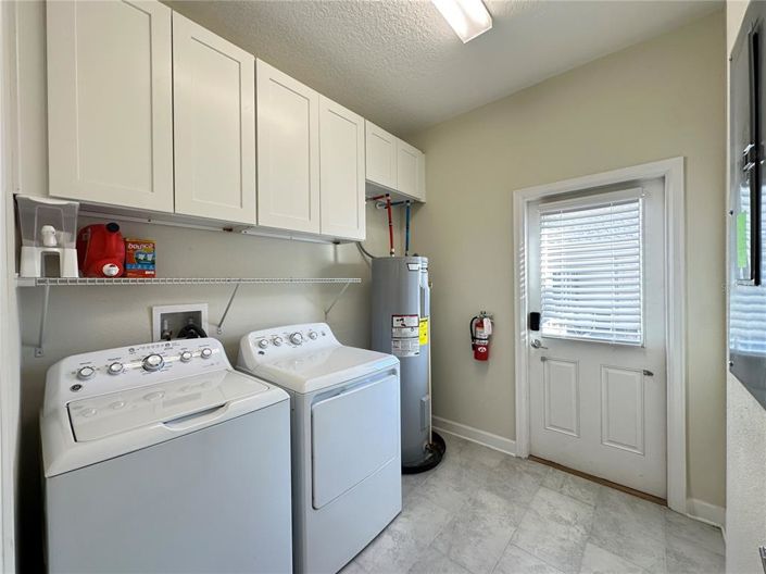 Image No.16-4 Bed Townhouse for sale