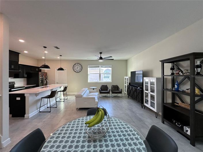 Image No.3-4 Bed Townhouse for sale