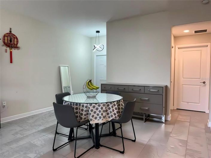 Image No.6-4 Bed Townhouse for sale