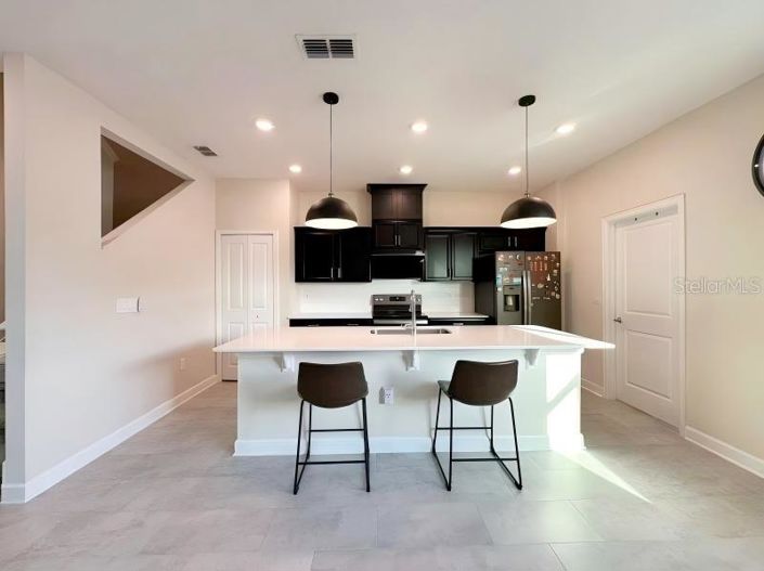 Image No.8-4 Bed Townhouse for sale