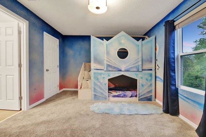 Image No.21-7 Bed House for sale