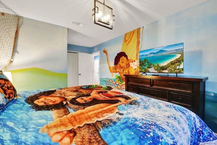 Image No.24-7 Bed House for sale