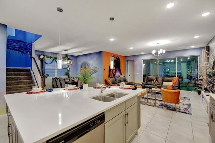 Image No.6-7 Bed House for sale