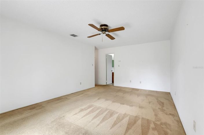 Image No.12-3 Bed House for sale