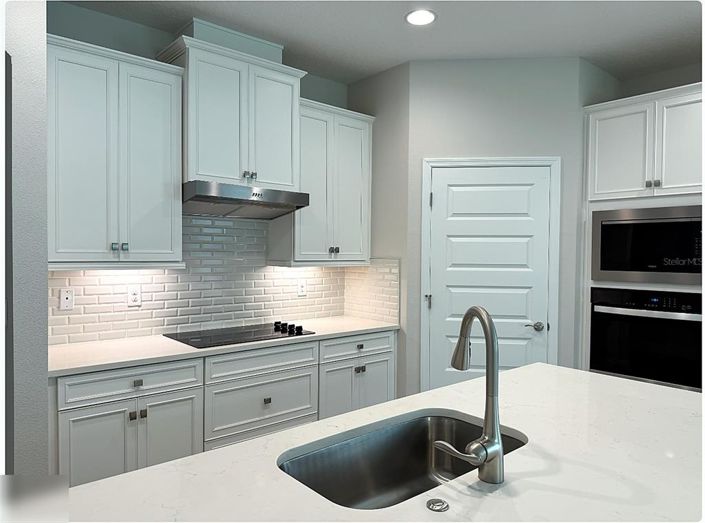 Image No.3-4 Bed House for sale