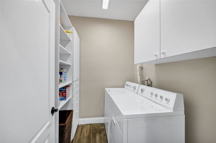 Image No.16-4 Bed House for sale