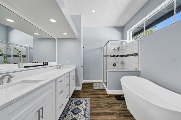 Image No.27-4 Bed House for sale