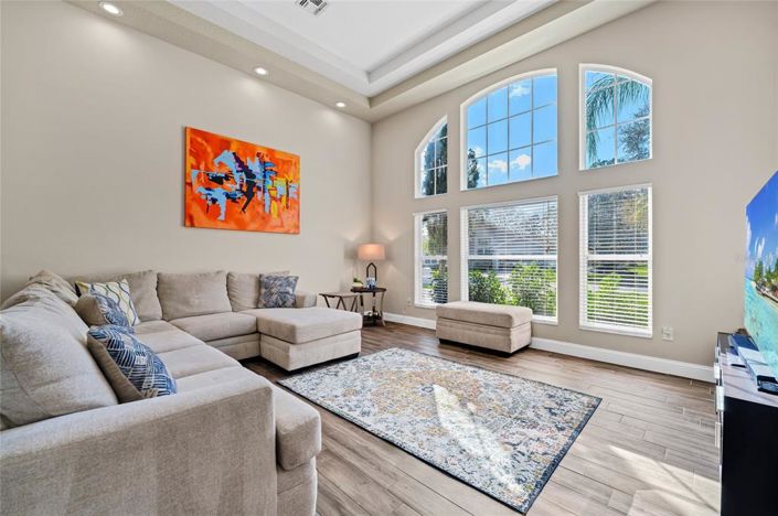 Image No.4-4 Bed House for sale