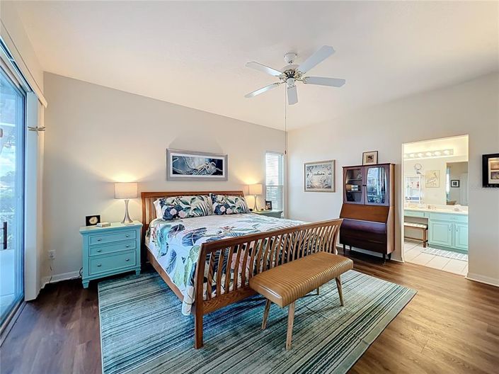 Image No.35-2 Bed House for sale