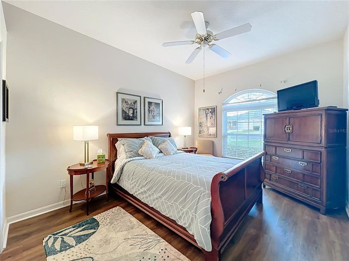 Image No.42-2 Bed House for sale