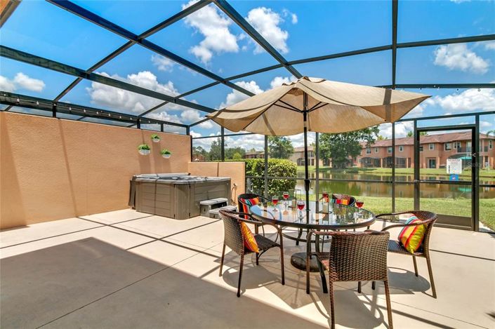 Image No.30-3 Bed Townhouse for sale