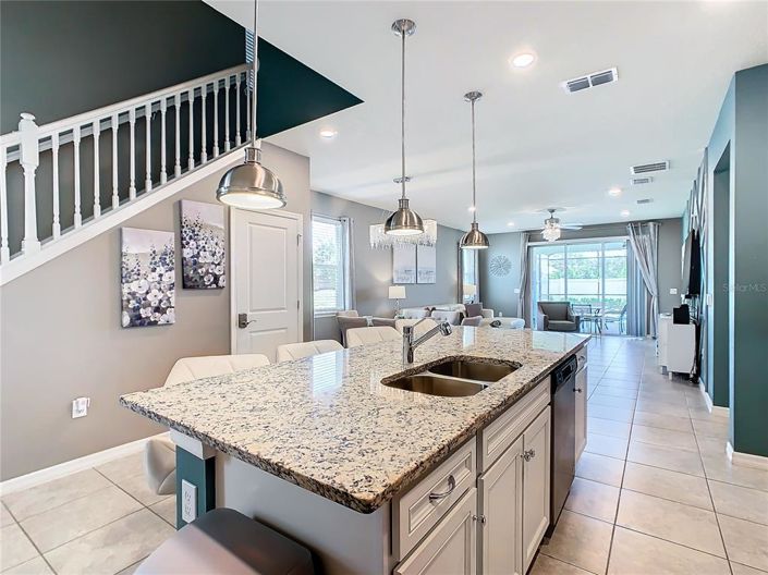 Image No.17-7 Bed House for sale